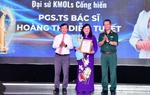 PGS.TS Hoàng Thị Diễm Tuyết được vinh danh tại Giải thưởng “Đại sứ truyền thông ngành Y – KMOLs”