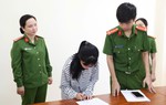 Khởi tố 2 nữ sinh đánh bạn, phát tán clip lên mạng