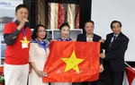 Triển lãm ảnh về biển đảo Việt Nam kết nối kiều bào tại châu Âu