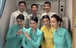 Bác sĩ Bệnh viện Bạch Mai kịp thời cấp cứu ca liệt mặt trên chuyến bay Hà Nội - Paris