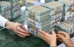Lý do thanh khoản ngân hàng vẫn "khát vốn" dù đã triển khai 2 biện pháp này