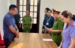 Bắt cán bộ địa chính nhận 250 triệu đồng "chạy" sổ đỏ