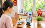 Ngày của Mẹ: Dù xa bao nhiêu vẫn mong có cảm giác ở bên chăm sóc mẹ