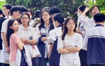 Hơn 1,2 triệu sĩ tử làm thủ tục dự thi tốt nghiệp THPT 2026: Hồi hộp trước giờ "vượt vũ môn"
