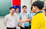 TPHCM: Lãnh đạo Thành phố động viên thí sinh trước giờ làm bài thi tốt nghiệp THPT năm 2026