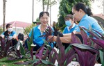 Phụ nữ Vĩnh Long viết tiếp trang sử mới bằng nhiều hành động thiết thực