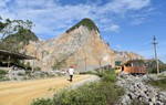 Người dân nơi đề xuất xây Nhà máy Xi măng Bạch Đằng: "Chúng tôi chỉ mong đừng thêm áp lực nữa"
