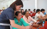 Tập huấn ứng dụng công cụ trí tuệ nhân tạo trong hoạt động kinh doanh cho hội viên phụ nữ Hưng Yên