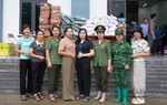 Hội LHPN Lai Châu hỗ trợ hội viên, nhân dân xã Mường Than khắc phục hậu quả lũ quét, sạt lở đất