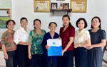 Hội LHPN tỉnh Cao Bằng thăm, tặng quà gia đình chính sách