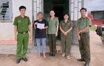 Từ nước ngoài về không xu dính túi, người phụ nữ mắc kẹt ở sân bay suốt 3 ngày