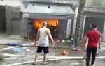 Hà Nội: Cháy lớn tại nhà dân ở phường Kiến Hưng, nghi có người mắc kẹt