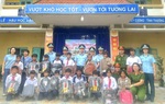 Phụ nữ Trung đoàn 937 phối hợp tổ chức chương trình "Yêu thương trao em"