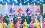 Giao lưu sĩ quan trẻ hai nước Việt Nam - Lào: "Sắt son hữu nghị - Vững bước tương lai"