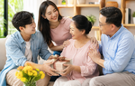 Diễn đàn tháng 8: Gen Z có còn coi trọng chữ hiếu?