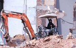 Hà Nội điều chỉnh giao thông một số tuyến đường phục vụ xây cầu Trần Hưng Đạo