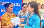 Hội LHPN TPHCM trao sinh kế, tiếp sức người dân vùng biên giới Nghệ An