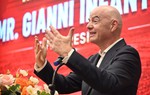 Ông Gianni Infantino: FIFA sẽ luôn đồng hành cùng bóng đá Việt Nam