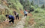 Phụ nữ Cao Bằng chung sức làm đẹp quê hương đón Quốc khánh 2/9