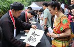Giữa miền di sản một "nét chữ An Nhiên"