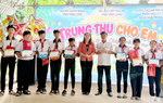 Ấm áp chương trình "Trung thu cho em" tại Vĩnh Long
