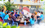 Phụ nữ vùng quê thuốc lào cùng nhau "nói không" với khói thuốc