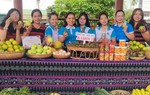 Phụ nữ dân tộc thiểu số A Lưới thích ứng chuyển đổi số, hướng đến tiêu dùng xanh