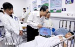 Chủ tịch Quốc hội Trần Thanh Mẫn thăm, động viên các bệnh nhi tại Bệnh viện Nhi đồng 1 TPHCM