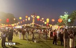 Australia: Sắc màu văn hóa Việt Nam tỏa sáng tại Lễ hội Đèn lồng-Hoa đăng