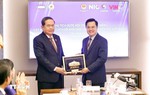 Chủ tịch Quốc hội gặp thành viên Mạng lưới Đổi mới sáng tạo và chuyên gia Việt Nam tại Hàn Quốc