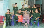 Các nữ “chiến sĩ áo trắng” Quân khu 5 tận tình vì người nghèo  