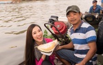 Á hậu Kim Duyên diện áo bà ba, quấn khăn rằn quảng bá du lịch Cần Thơ