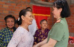 Mùa xuân ấm trong ngôi nhà mới