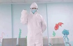 Nữ y tá Vũ Hán trở lại tiền tuyến chống dịch sau 10 ngày sảy thai