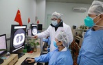 Số ca nhiễm mới và tử vong do virus corona tại Trung Quốc vẫn tăng nhanh