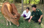 Tấm chân tình bộ đội biên phòng giúp người nghiện từ bóng tối bước ra ánh sáng 
