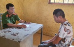 Bố dượng xâm hại con gái riêng mới 10 tuổi của vợ