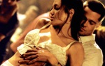 Âm mưu giật chồng cao tay của Angelina Jolie: Cởi nội y khi quay phim cùng Brad Pitt
