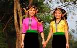 Lạc bước bởi nụ cười những cô gái Thái và hoa ban trắng trời 