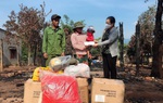 Hỗ trợ gia đình hội viên thiệt hại do hỏa hoạn ở Đăk Tô