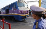 Dừng giãn cách xã hội, đường sắt tăng tàu, tăng chuyến