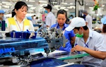 Chủ sử dụng lao động được vay vốn ưu đãi 0% để trả lương ngừng việc cho lao động