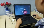 Mẹ cùng con tự kỷ ứng phó với việc học online mùa Covid 