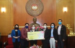Chương trình "Kiên cường Việt Nam" ủng hộ 1,3 tỷ đồng cho công tác phòng chống dịch Covid-19