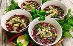 Mẹ đảm mách cách làm tiết canh từ nước củ dền như thật, chị em thốt lên "quá sáng tạo"