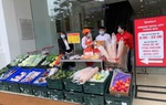 Bộ Công Thương yêu cầu mở thêm các điểm bán hàng tạm thời, dã chiến... bảo đảm nguồn cung và giãn cách xã hội