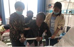 Bà cụ sống sót thần kỳ sau khi bị con trai ruột chôn sống