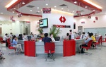 Khách hàng bức xúc vì không giao dịch được, Techcombank khắc phục sự cố thế nào?