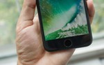 Cận cảnh những chiếc iPhone 7 'xách tay' đầu tiên tại Việt Nam