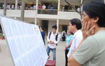 Phụ huynh 'lo sốt vó' con trượt lớp 10 trường công